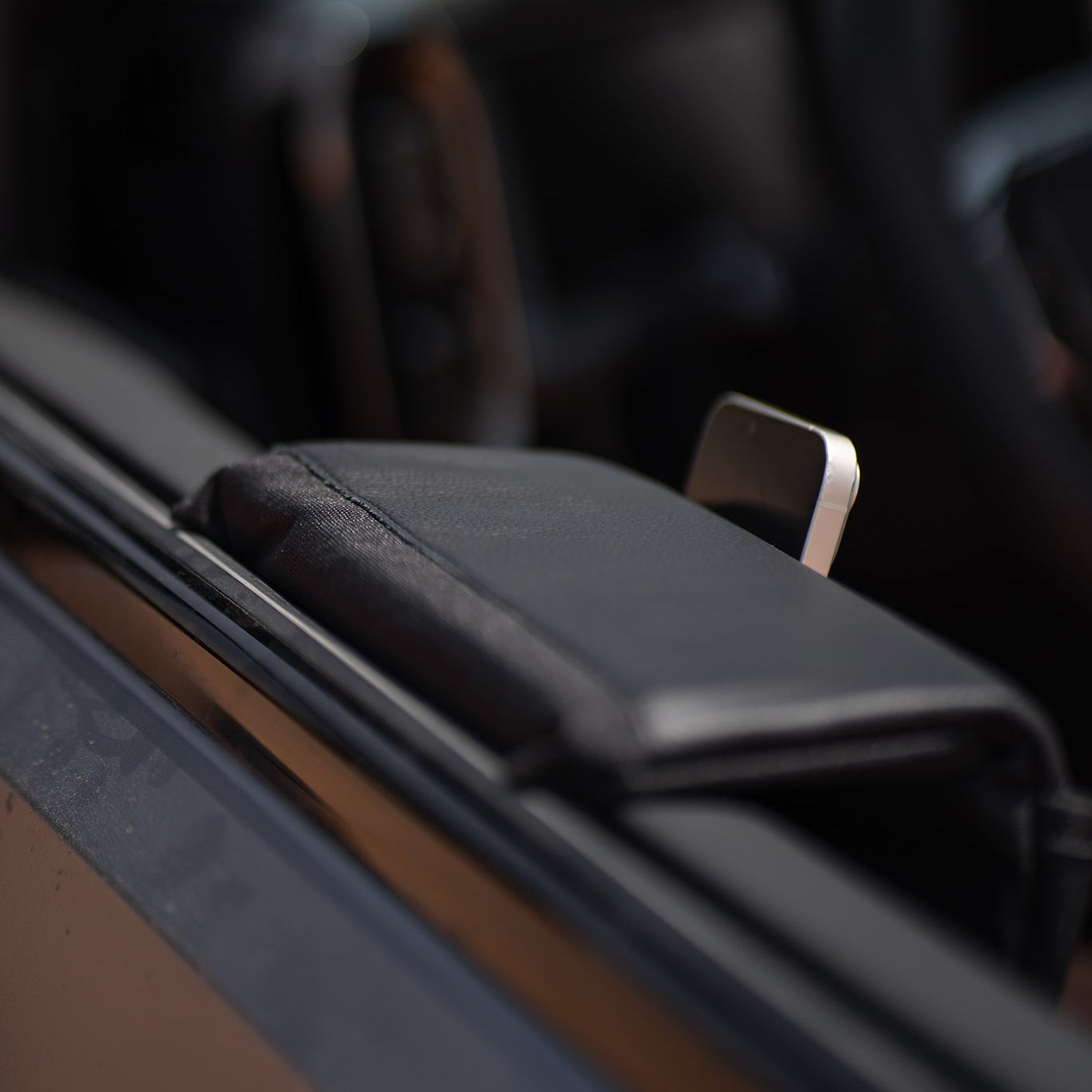 Dune Caddy Car Armrest Example